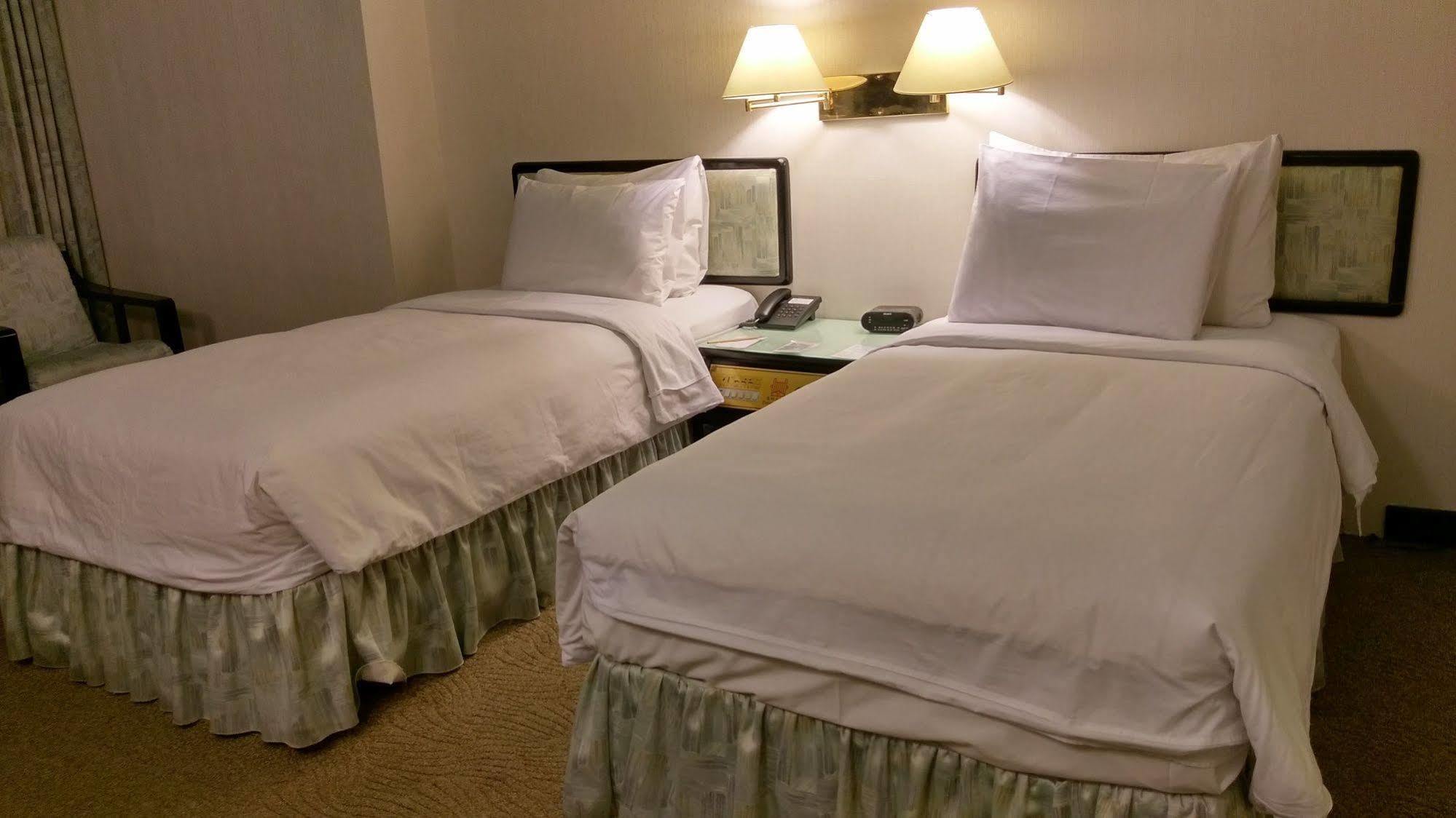 The Premier Hotel Tainan Zewnętrze zdjęcie