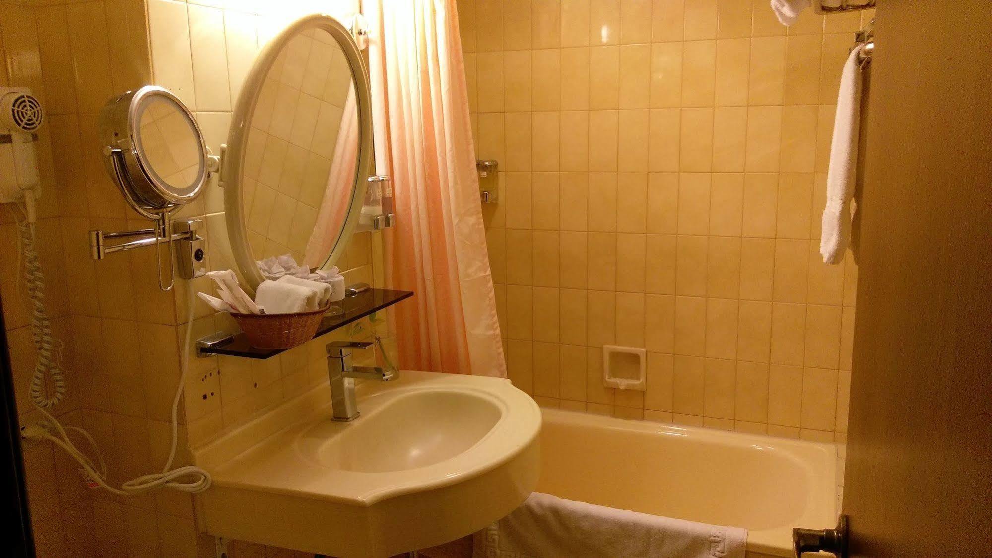 The Premier Hotel Tainan Zewnętrze zdjęcie